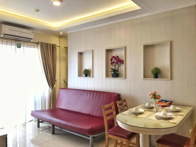 2 Bedrooms Apartment