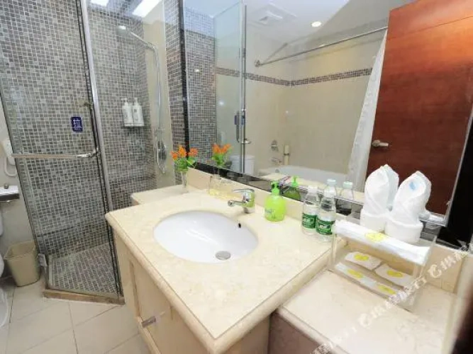Deluxe Double Suite