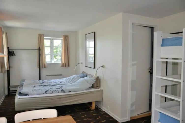 Standard Quadruple room with view