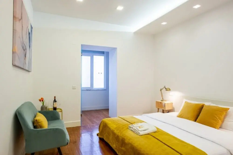 Hola Lisbon Suites
