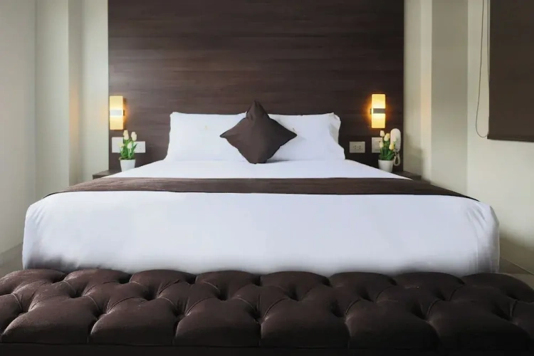 Royal room