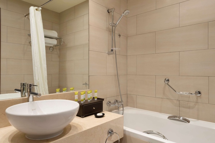 Ramada Abu Dhabi Downtown Hotel [Ex-Cristal Salam] photo 10