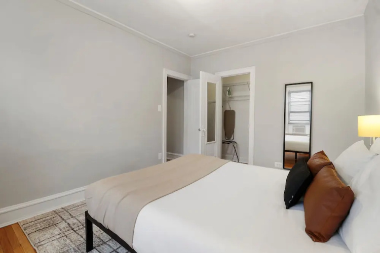 Peaceful 1BR Escape in Evanston - Hinman