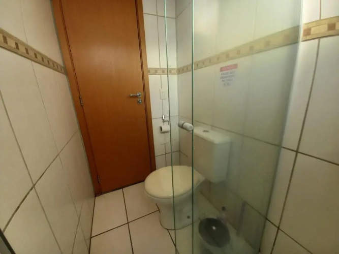 Apartamento com varanda gourmet e churrasqueira Caldas Nova