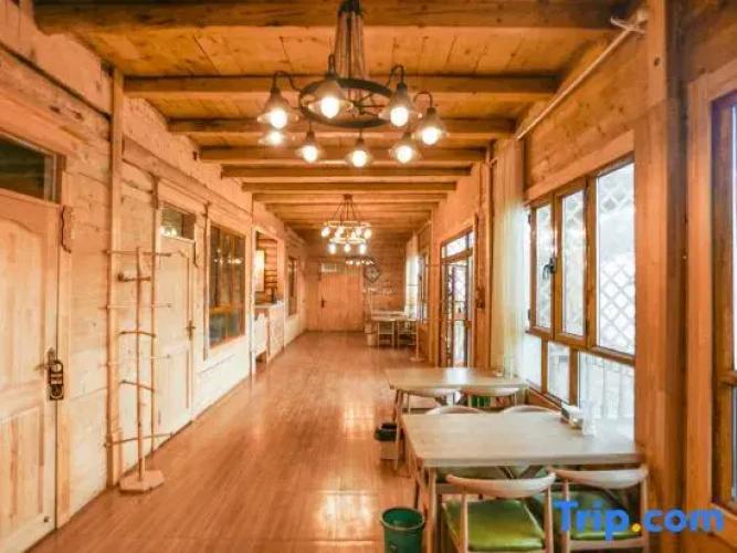 Mountain Jingmu Wo B&B