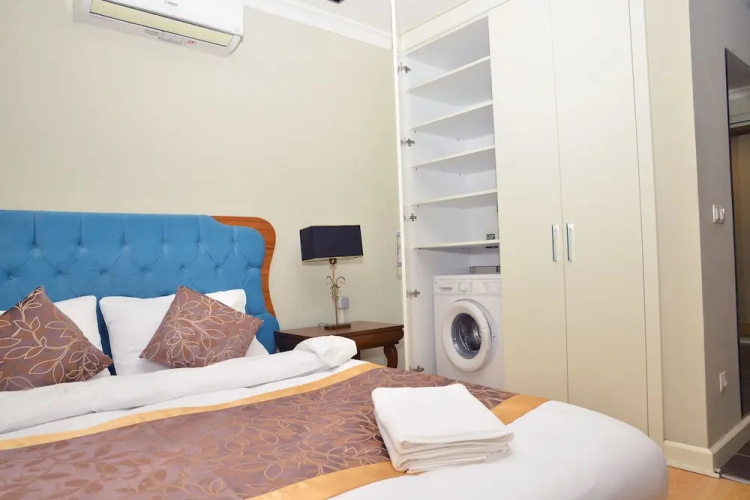 Double Park Suites
