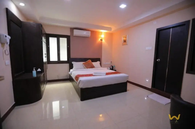 Hotel Sampath by OYO