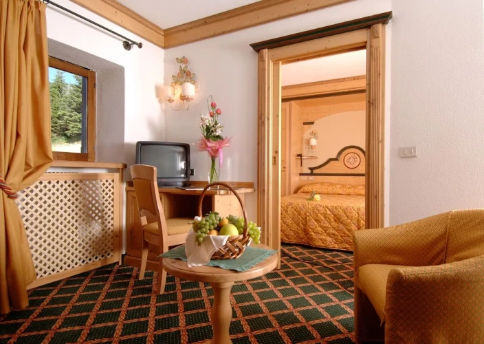 Classic Quadruple room