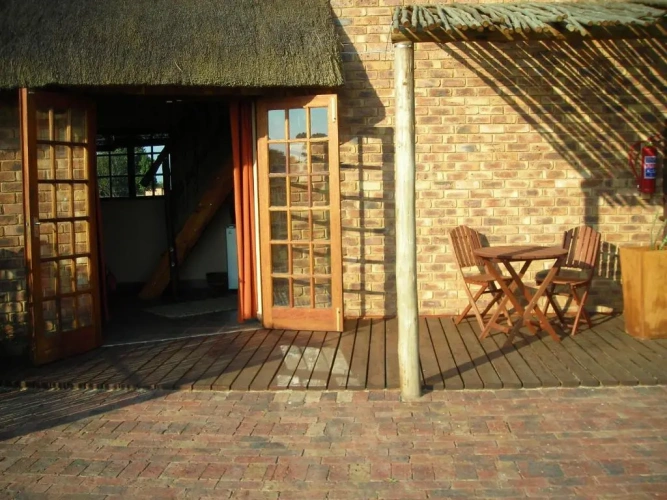 Standard Twin room with garden view