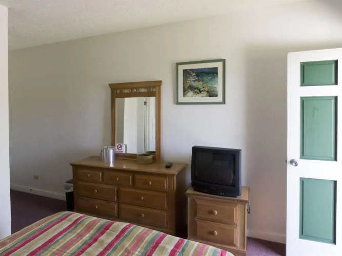 Boogie Pond Lodge