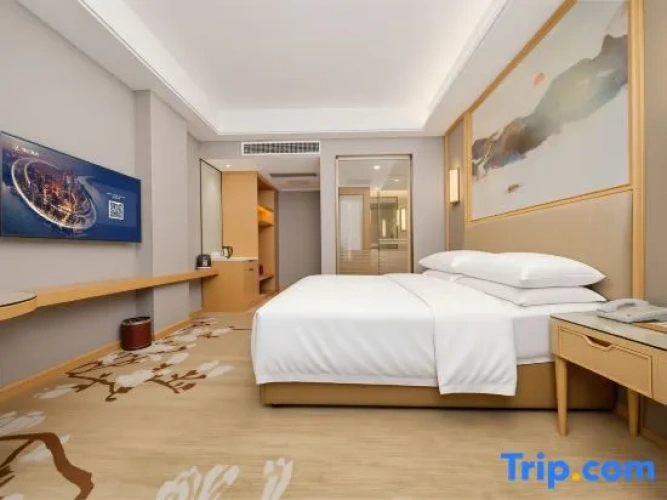 1 Bedroom Deluxe Suite
