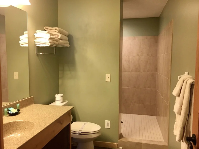 Sportsman's Lodge