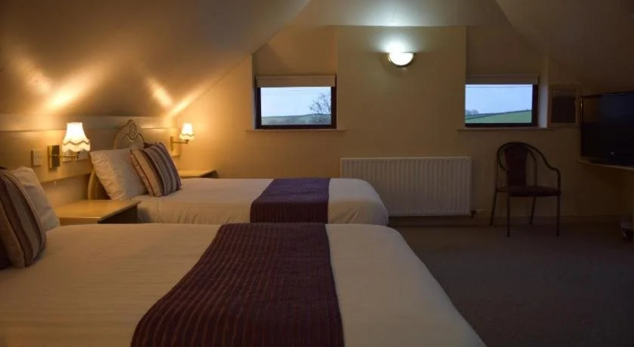 Hillview Lodge