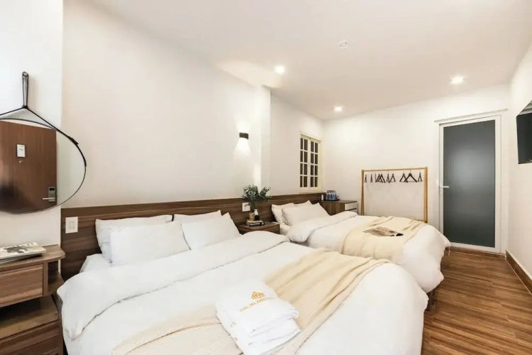 Deluxe Quadruple room