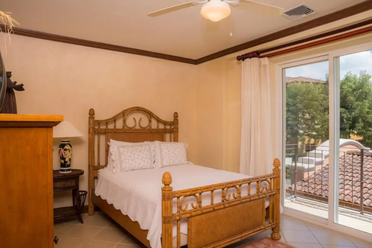 Bay Residence 7C - 3 bdr 2 Bath