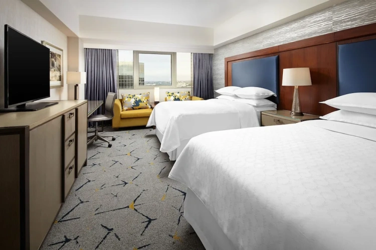 Deluxe Quadruple room