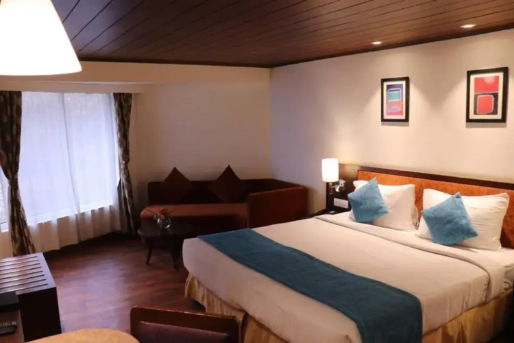 Premier room