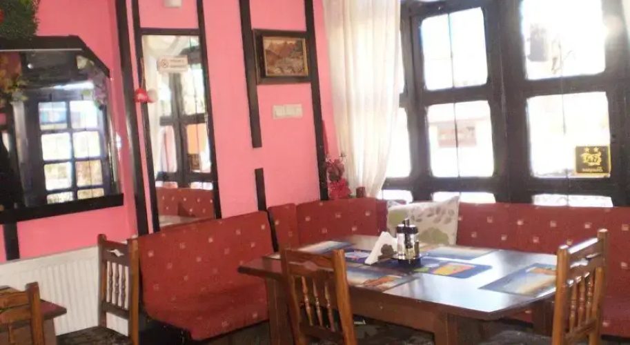 Vesi Guest House