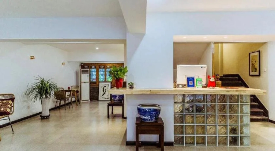 YiJia Inn