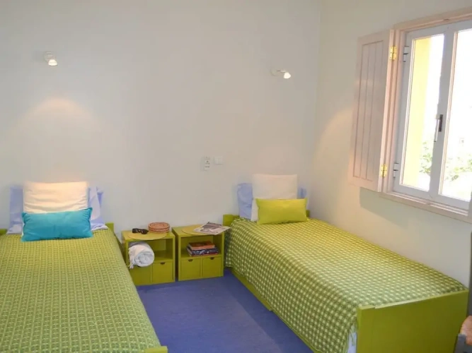 2 Bedrooms Apartment with harbour view