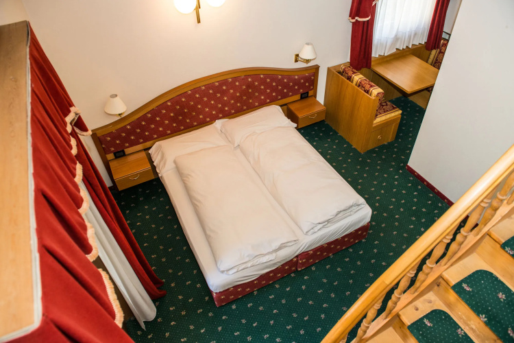 Alba Alpine Hotel
