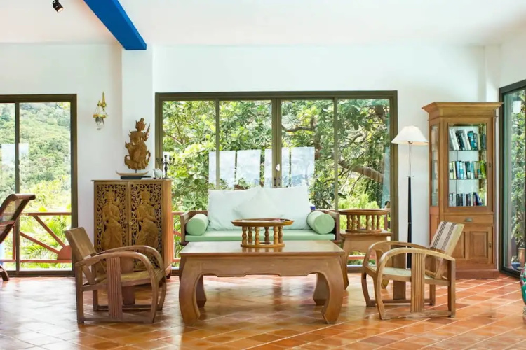 3 Bedroom Seaview Villa Leila