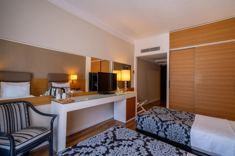 Cettia Beach Resort - Adults Only