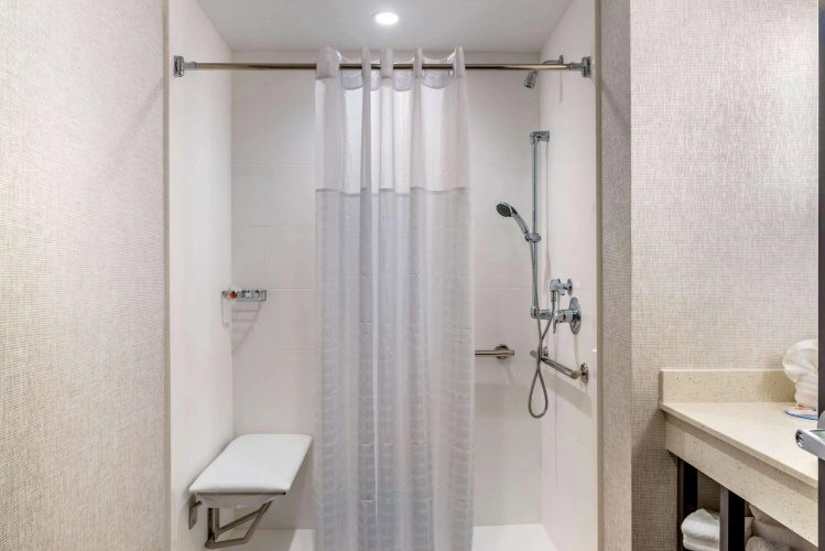 Comfort Inn & Suites Miami International Airport photo 9