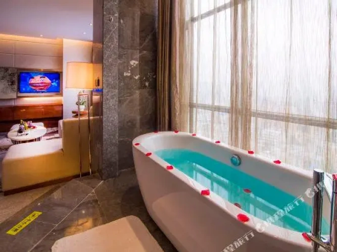 1 Bedroom Deluxe Double Suite