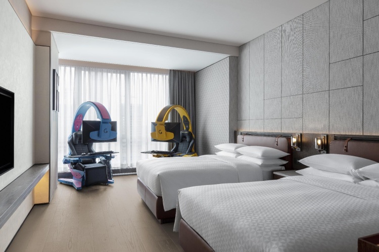 Standard Twin room with city view