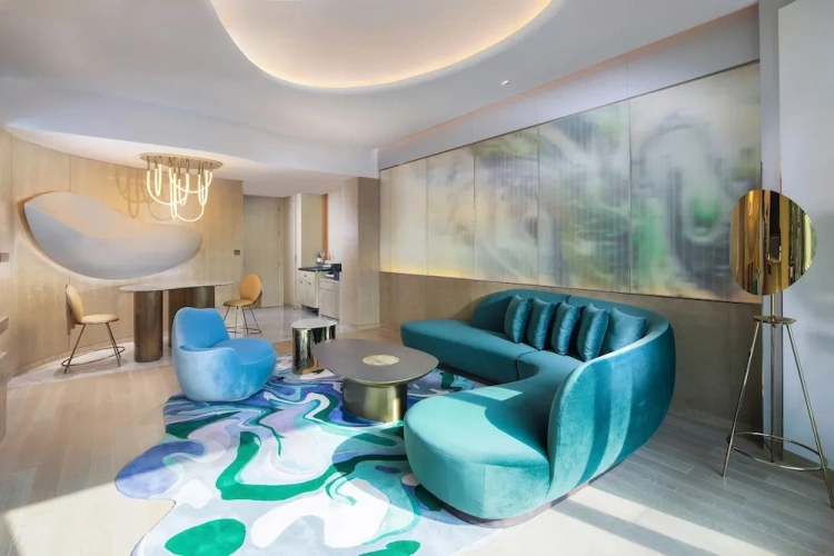 1 Bedroom Club Suite