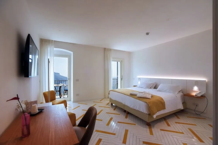 Standard Double room with balcony
