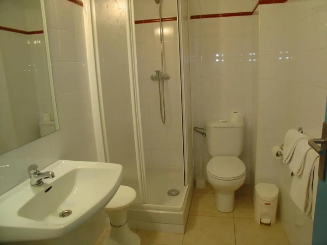 Standard Triple room with balcony