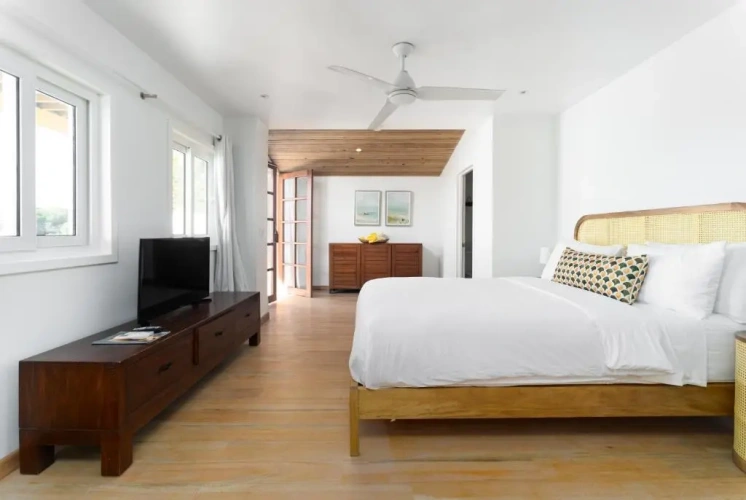 Premium Double Suite with balcony and beachfront