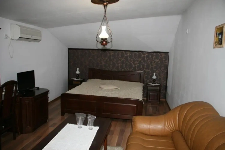 1 Bedroom Suite