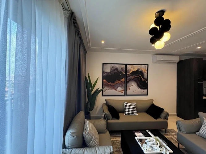 Deluxe Apartment