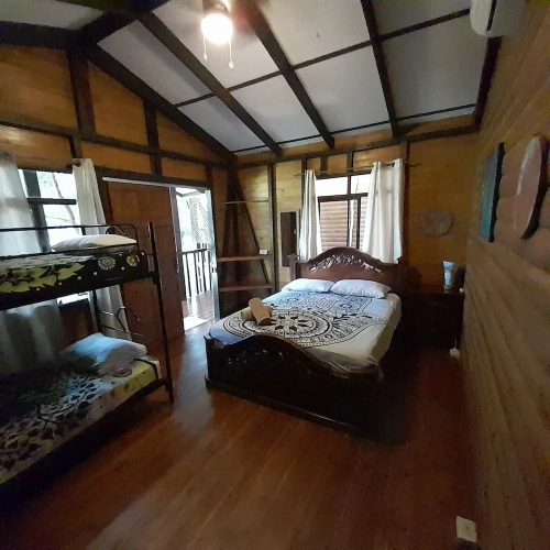 Economy room
