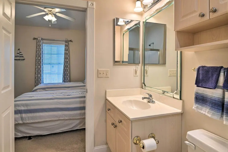 Coastal Myrtle Beach Condo w/ Pool Access!