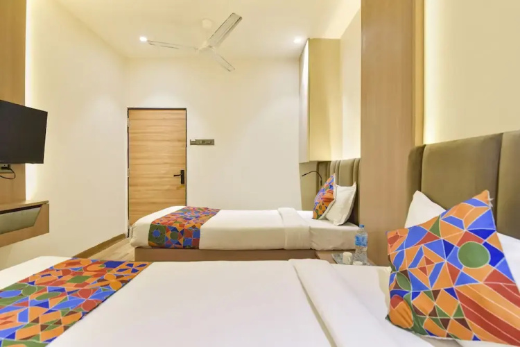 Fabhotel Kesar