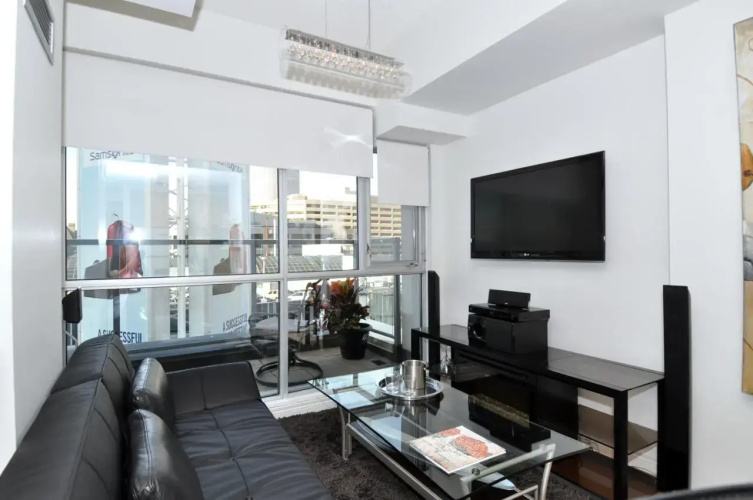 Glen Grove Suites Yonge St-2br
