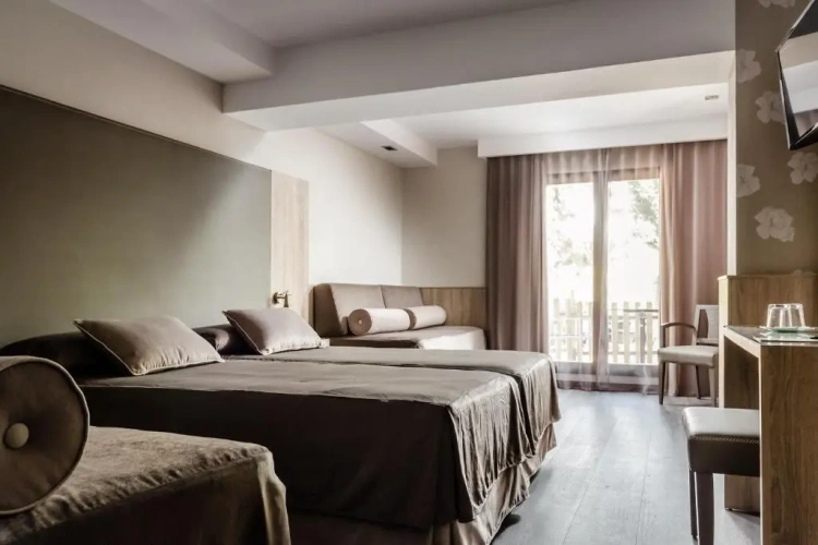 Quadruple room