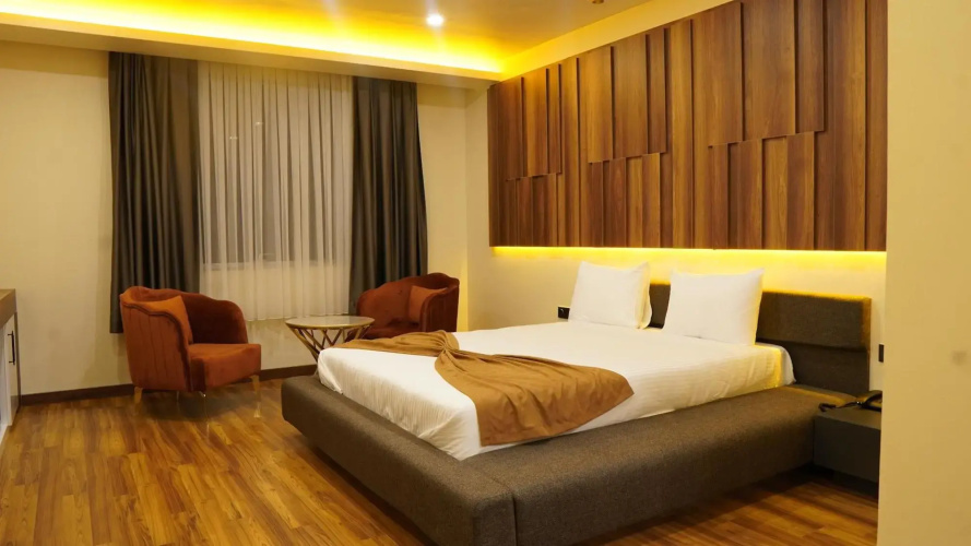 Amber Palace Hotel