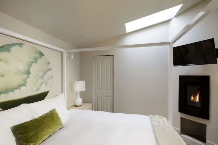 Rockhouse Suites