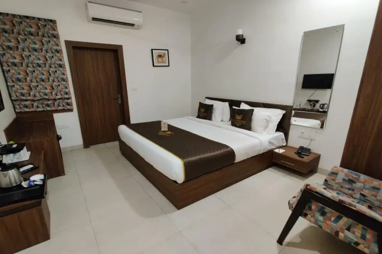 Superior room