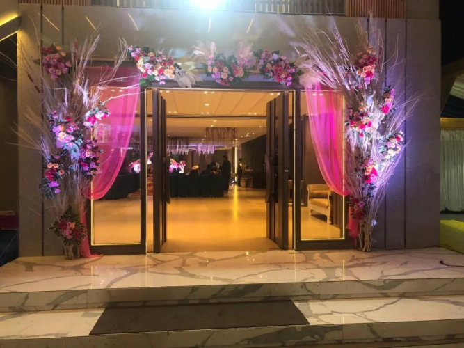 Hotel The Legend