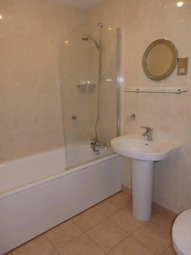 Beautiful Two Bedroom Apartment