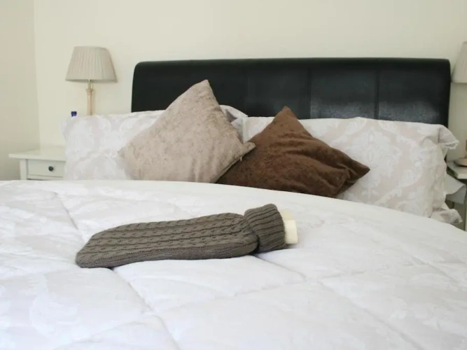 Standard Double room with street view