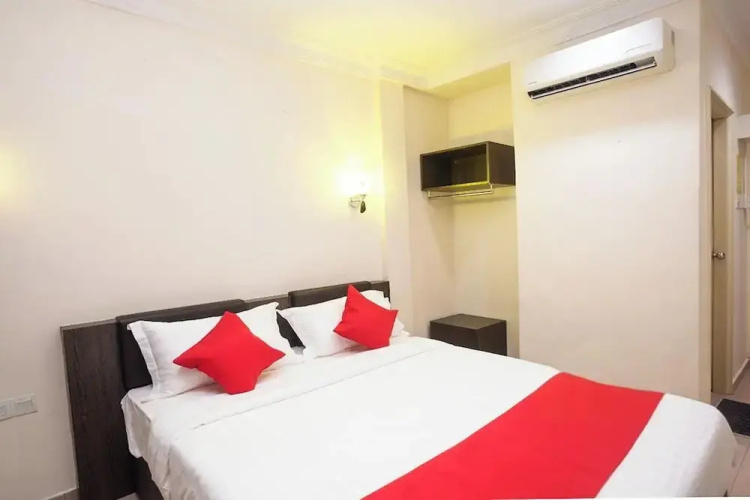 T P Hotel