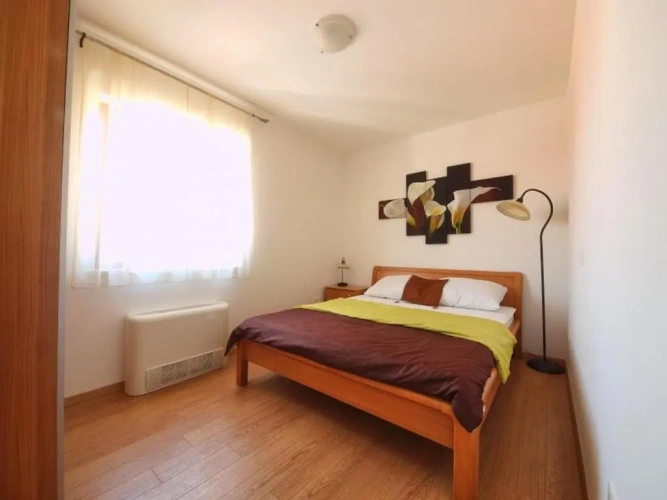 2 Bedrooms Apartment with balcony and with sea view