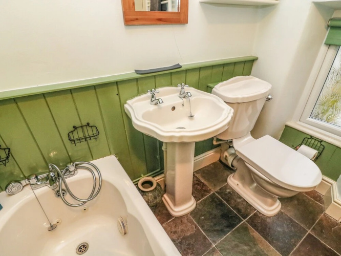 Pauls Fold Holiday Cottage